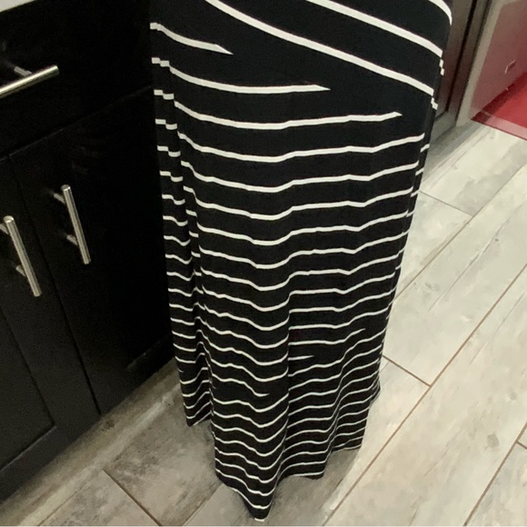 Talbots Sz M Maxi Skirt Knit Pull On Black White Stripe Elastic Waist New $79.50 - Picture 3 of 12